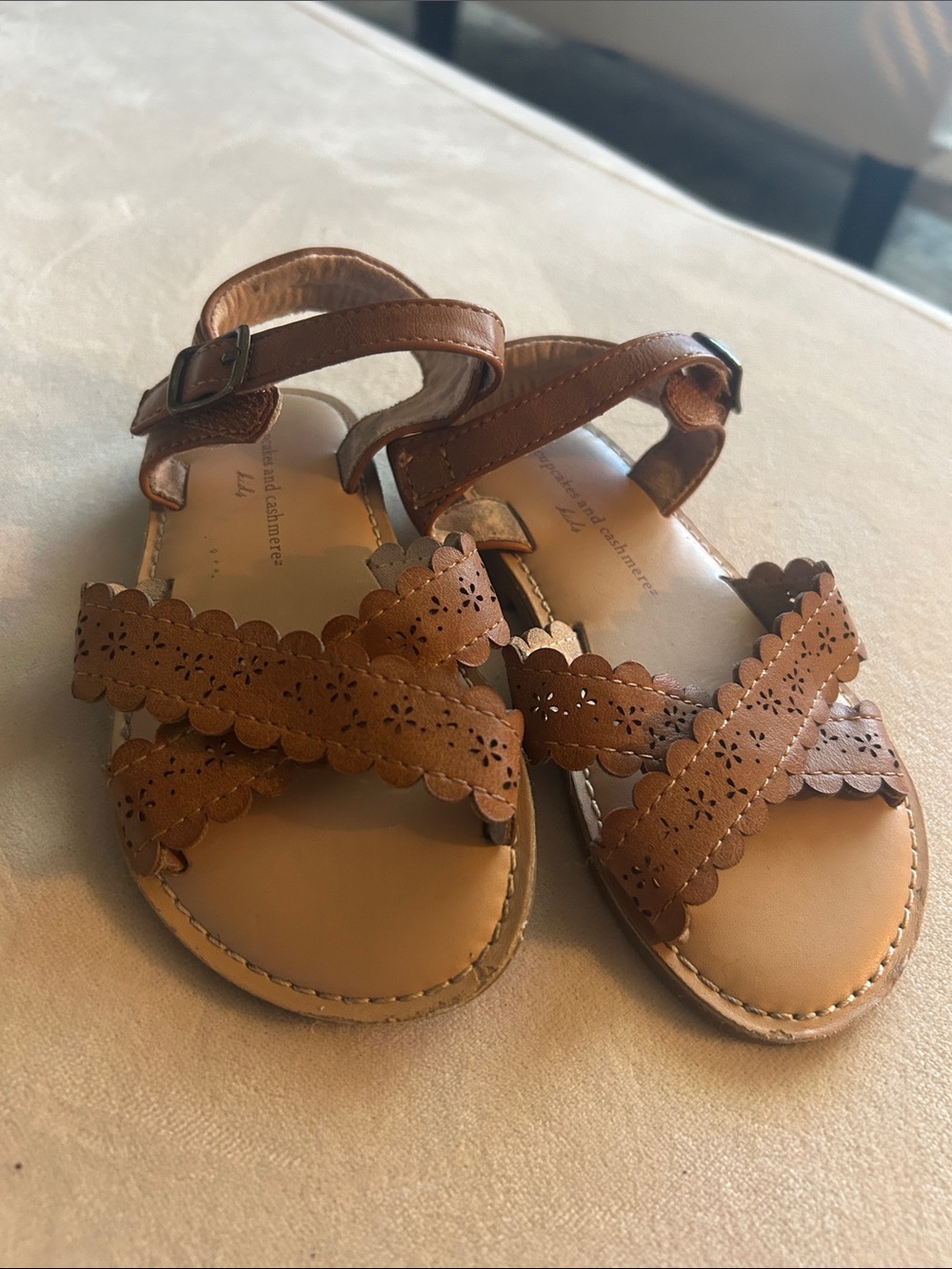 cupcakes & cashmere Toddler Scalloped Brown Leather Sandals